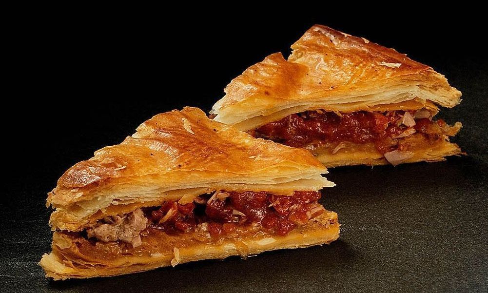 Empanada de atún y chorizo