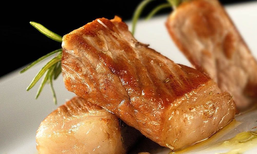 Lomo ibérico con tomillo y romero Lomo ibérico con tomillo y romero