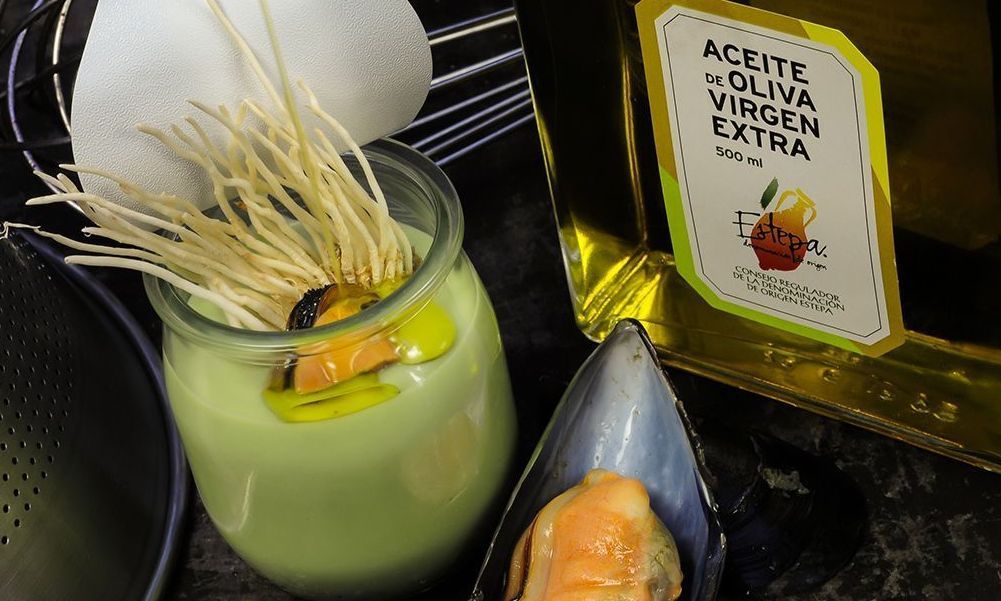 Salmorejo de Apio con el mejor Aceite de Oliva Virgen Extra Hojiblanca