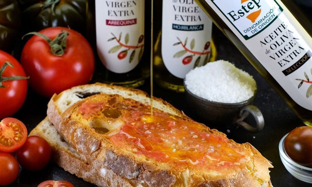 Pan Tumaca con aceite de oliva virgen extra Pan Tumaca con el mejor virgen extra