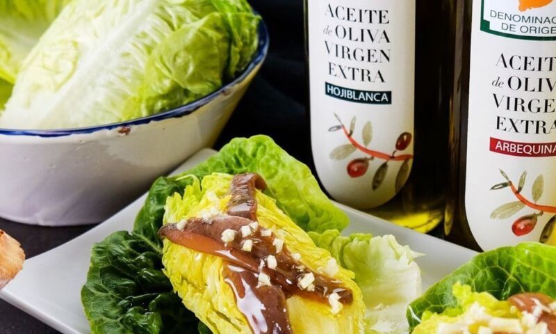 Cogollos con aceite de oliva virgen extra Cogollos con el mejor virgen extra