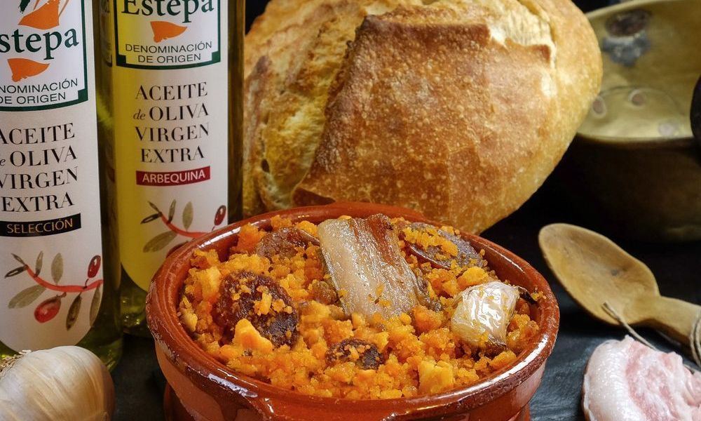 Migas con chacina elaboradas con el mejor aceite de oliva virgen extra