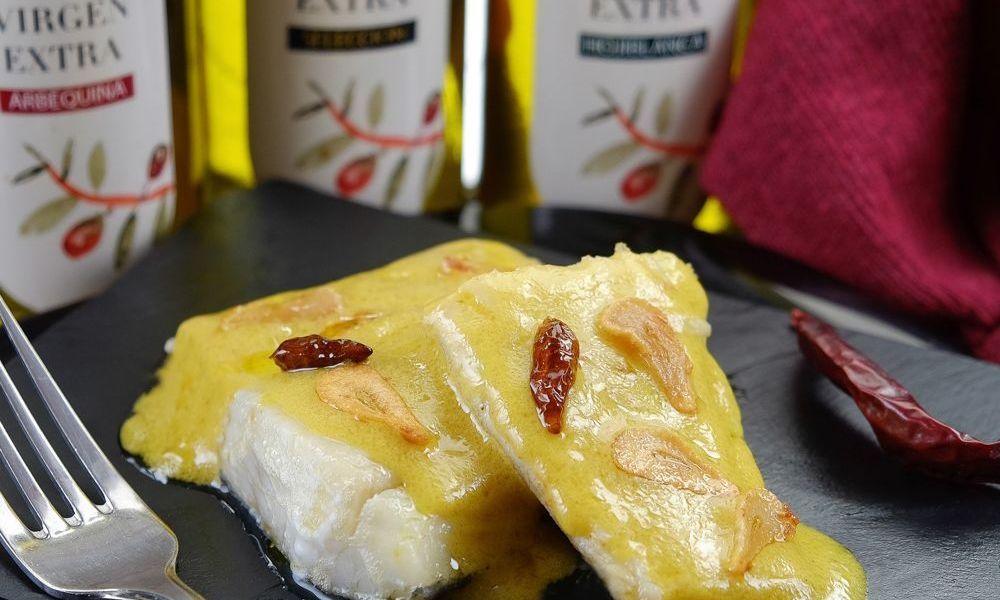 Bacalao al pil-pil con aceite de oliva virgen extra Bacalao al pil-pil con el mejor virgen extra