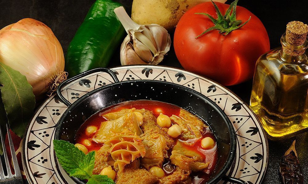 Callos con garbanzos hechos con un buen aceite de oliva virgen extra