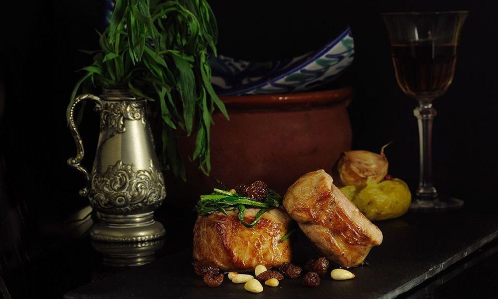 Solomillo con piñones hecho con el mejor virgen extra