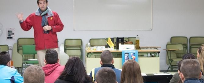 Moisés Caballero durante la cata