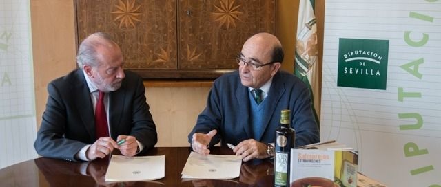 Fernando Rodríguez (Presidente de la Diputación de Sevilla) y José María Loring (Presidente de la Denominación de Origen Estepa)