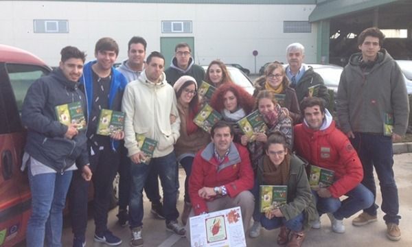 Visita de alumnos de la escuela de hostelería la cónsula