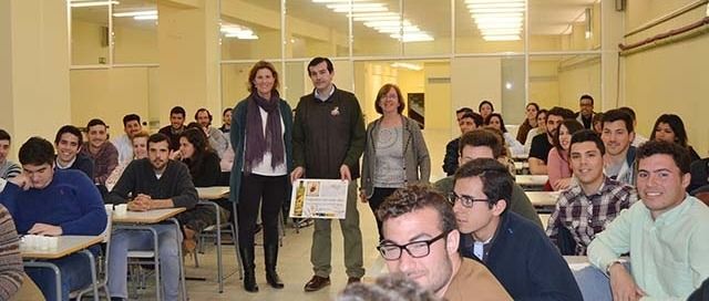 Encuentro en la Escuela de Ingenieros Técnicos