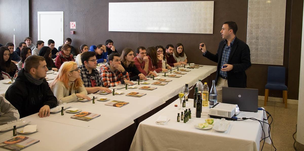 cata de aceite de oliva virgen extra