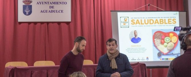 Eduardo Aguilar en el Taller Saludables - Aguadulce, 2020
