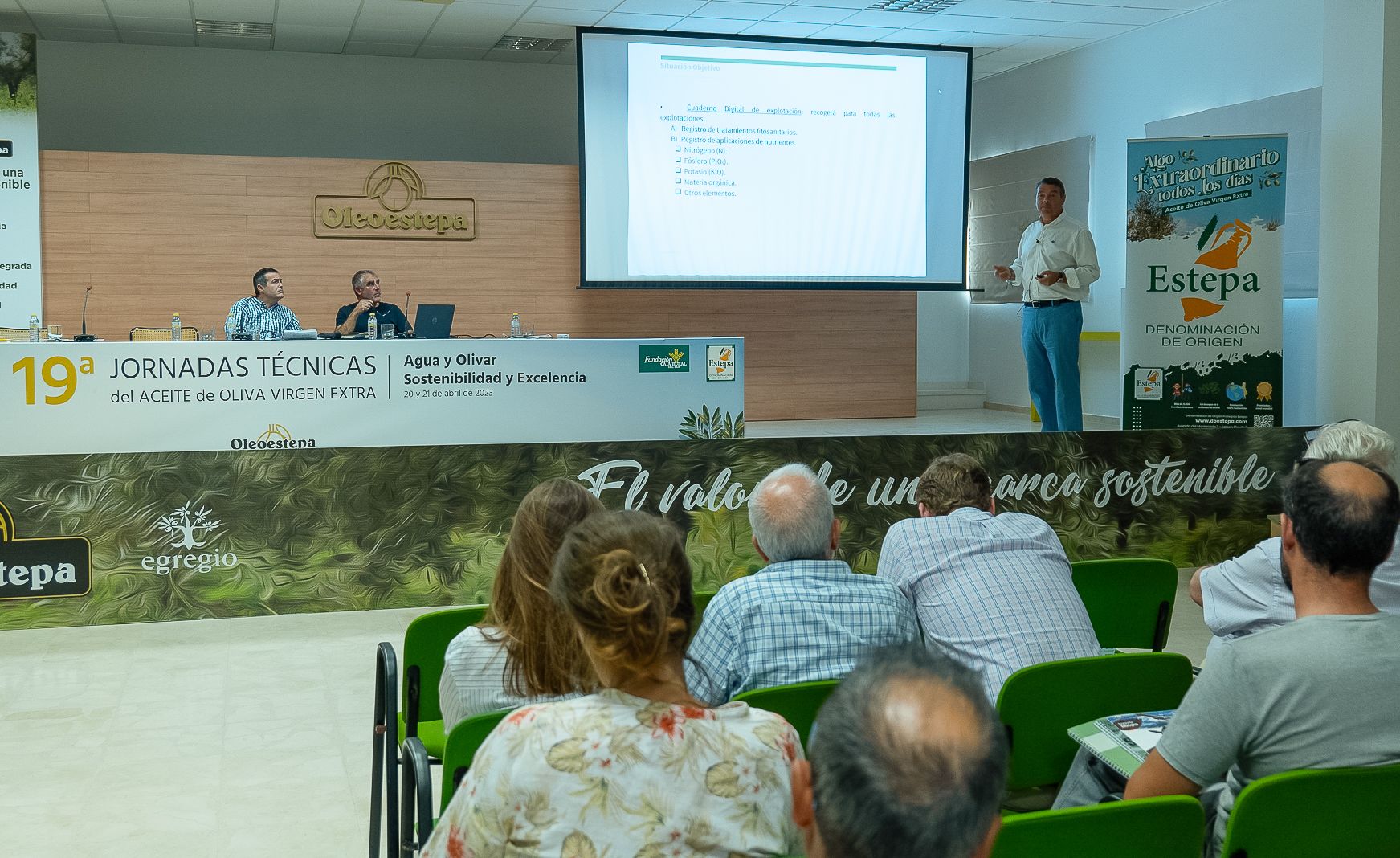 Jornada -Diálogos sobre el futuro del oilvar–04